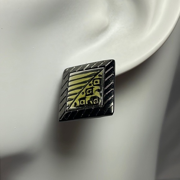 Aztec Pendant Choker and Earrings Jewelry Set - Picture 3 of 4